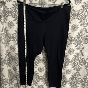 Fabletics 7/8 Powerhold Legging